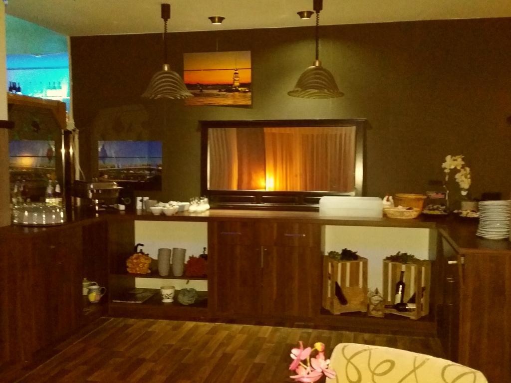 Abant Hotel Frankfurt Obertshausen Bagian luar foto