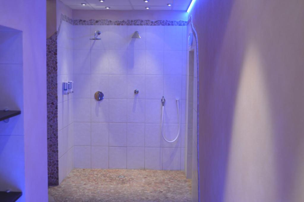 Abant Hotel Frankfurt Obertshausen Bagian luar foto