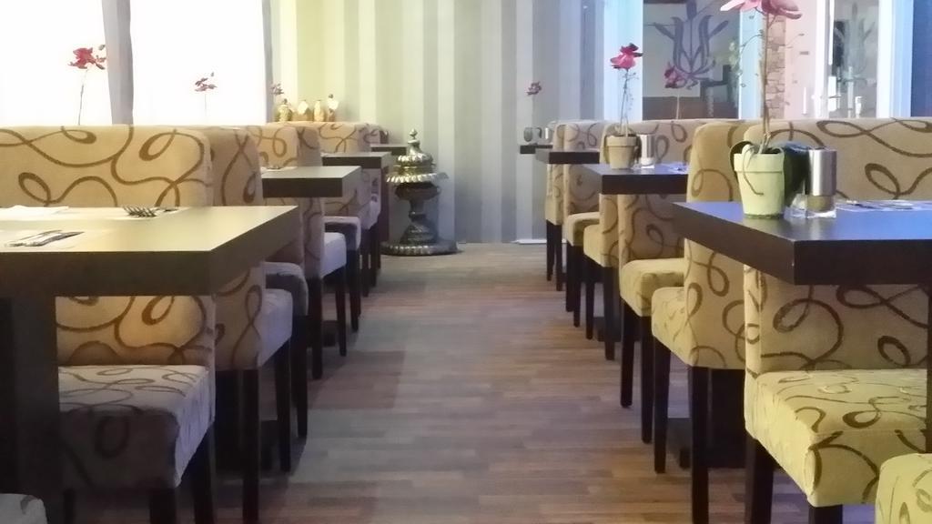 Abant Hotel Frankfurt Obertshausen Bagian luar foto