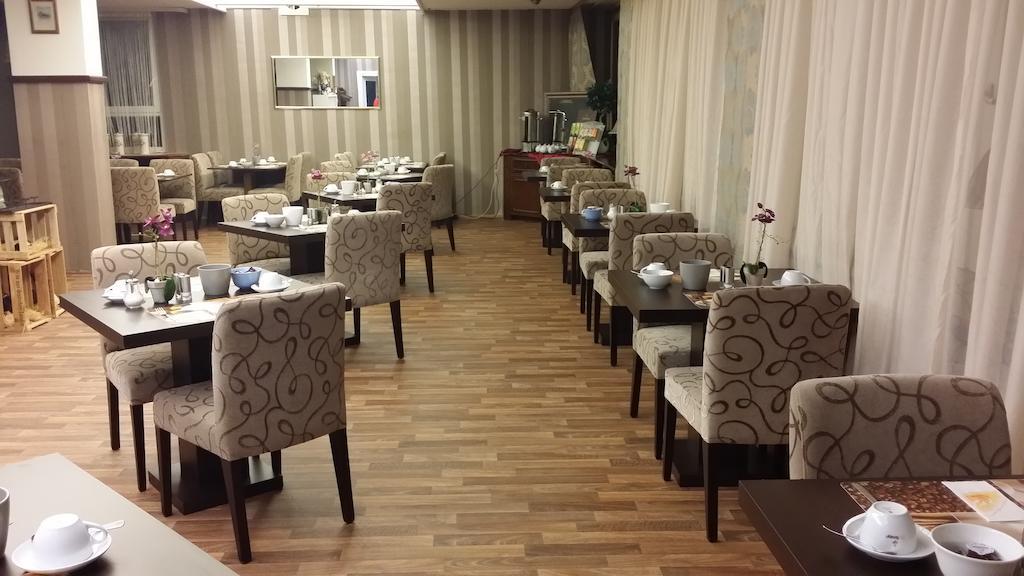 Abant Hotel Frankfurt Obertshausen Bagian luar foto